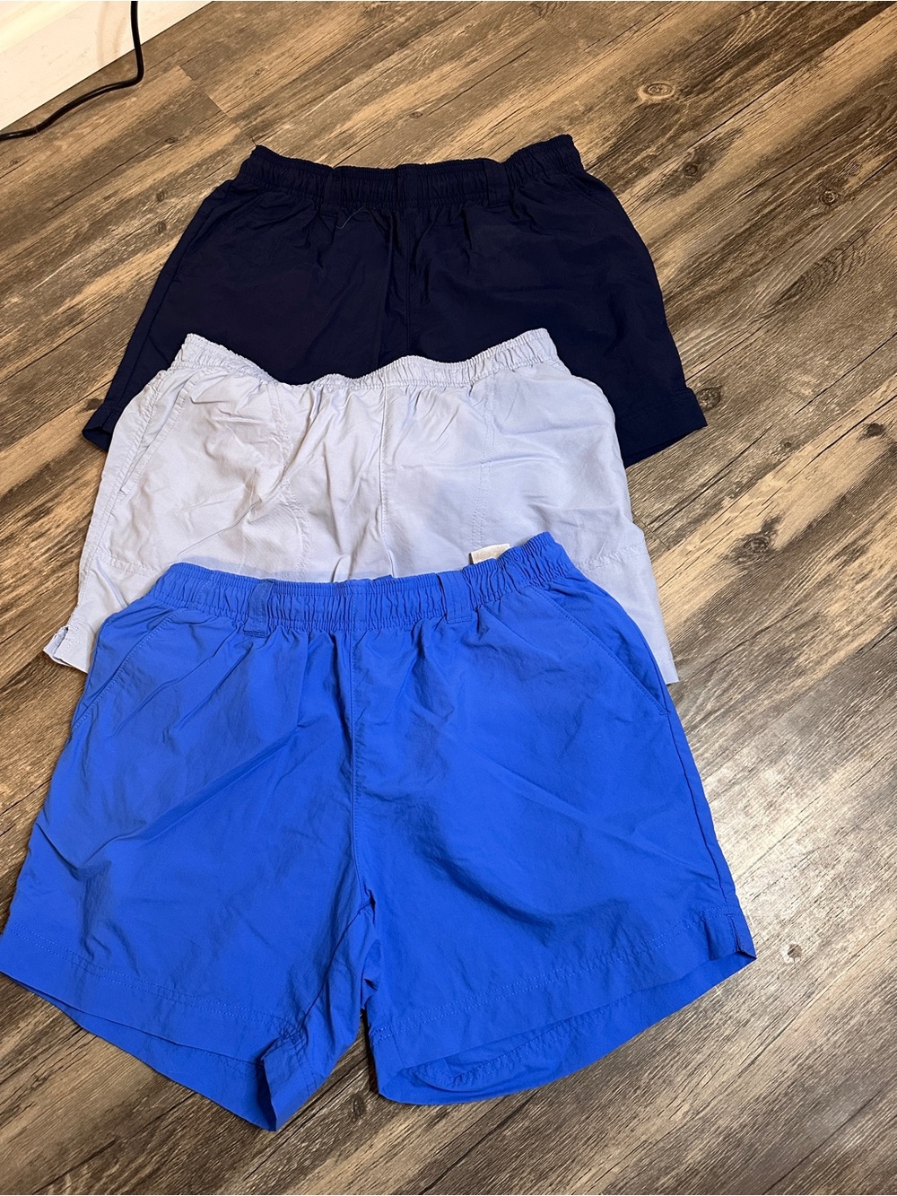 Columbia Women's Athletic Shorts - Royal Blue,β Light Gray, Navy size small